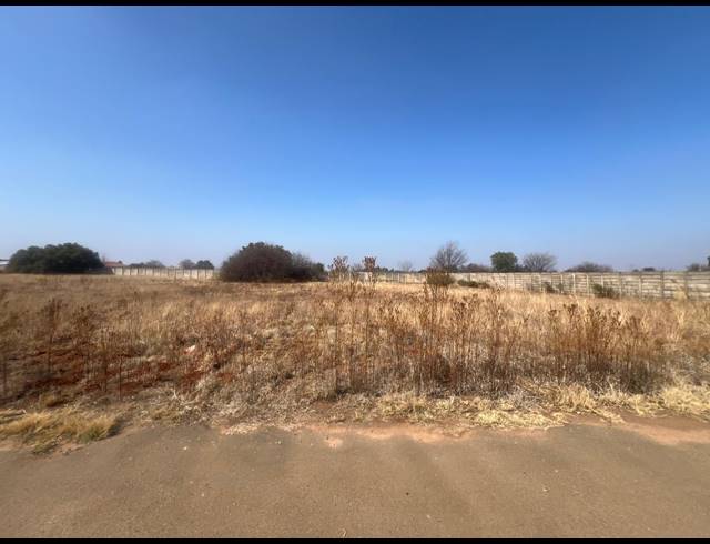 1,283M² VACANT LAND FOR SALE IN KOOKRUS